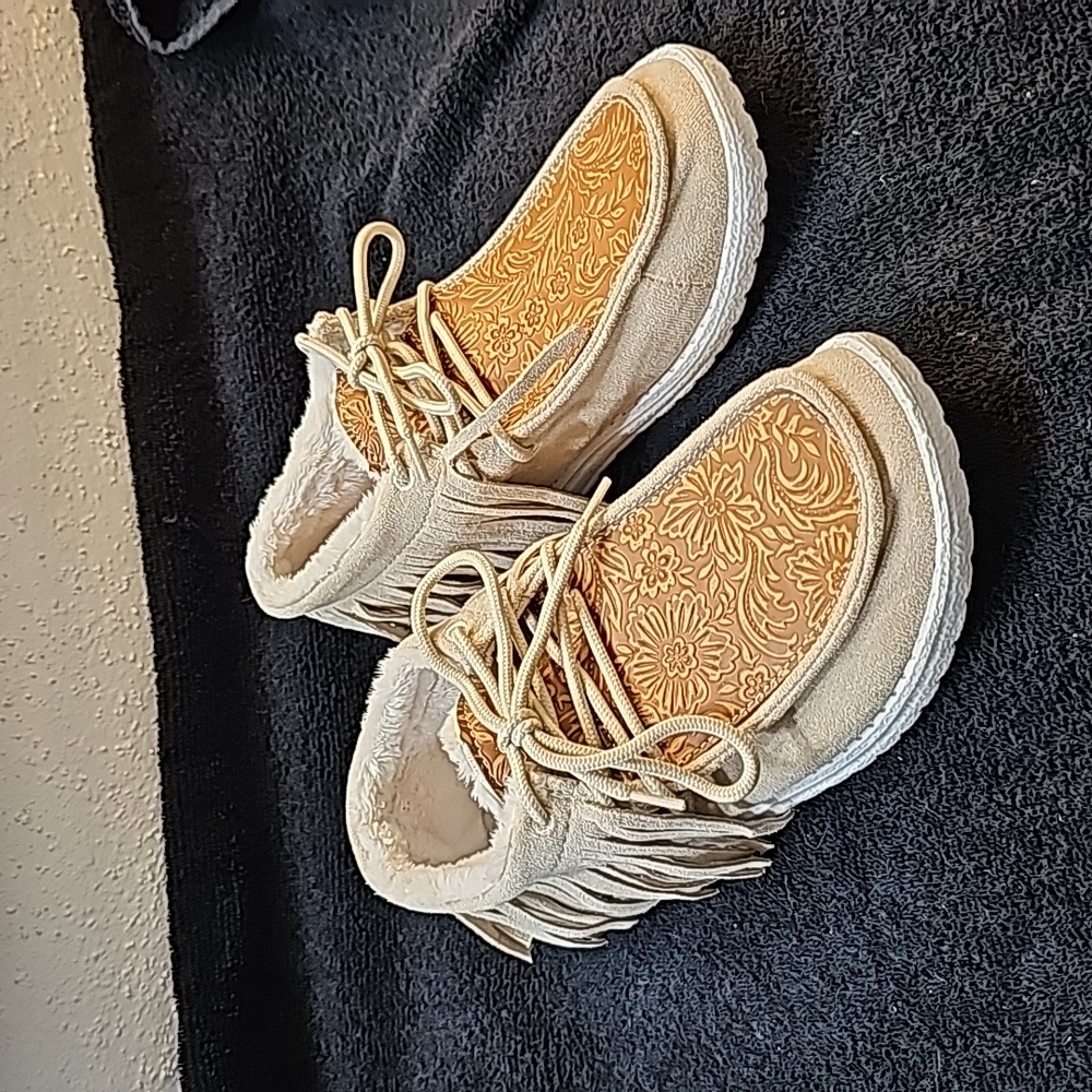 New Gypsy Jazz Mocs Size 6